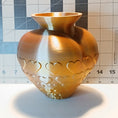 Load image into Gallery viewer, 3D Printed Heart Shaped Vase