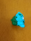 Load image into Gallery viewer, 3D Printed Crochet Bulbasaur Keychain