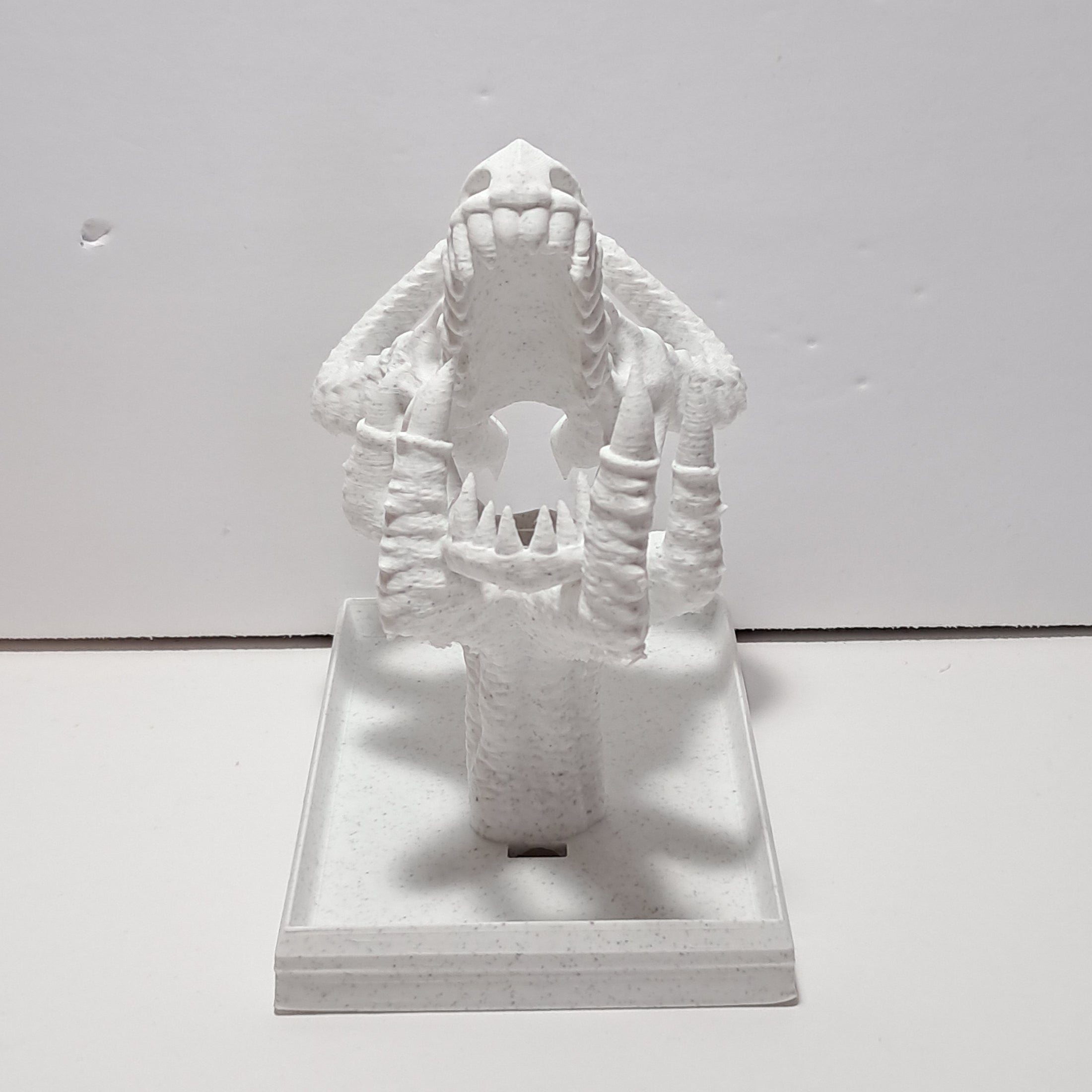 3D Printed Dragons Hoard Phone Stand and Storage