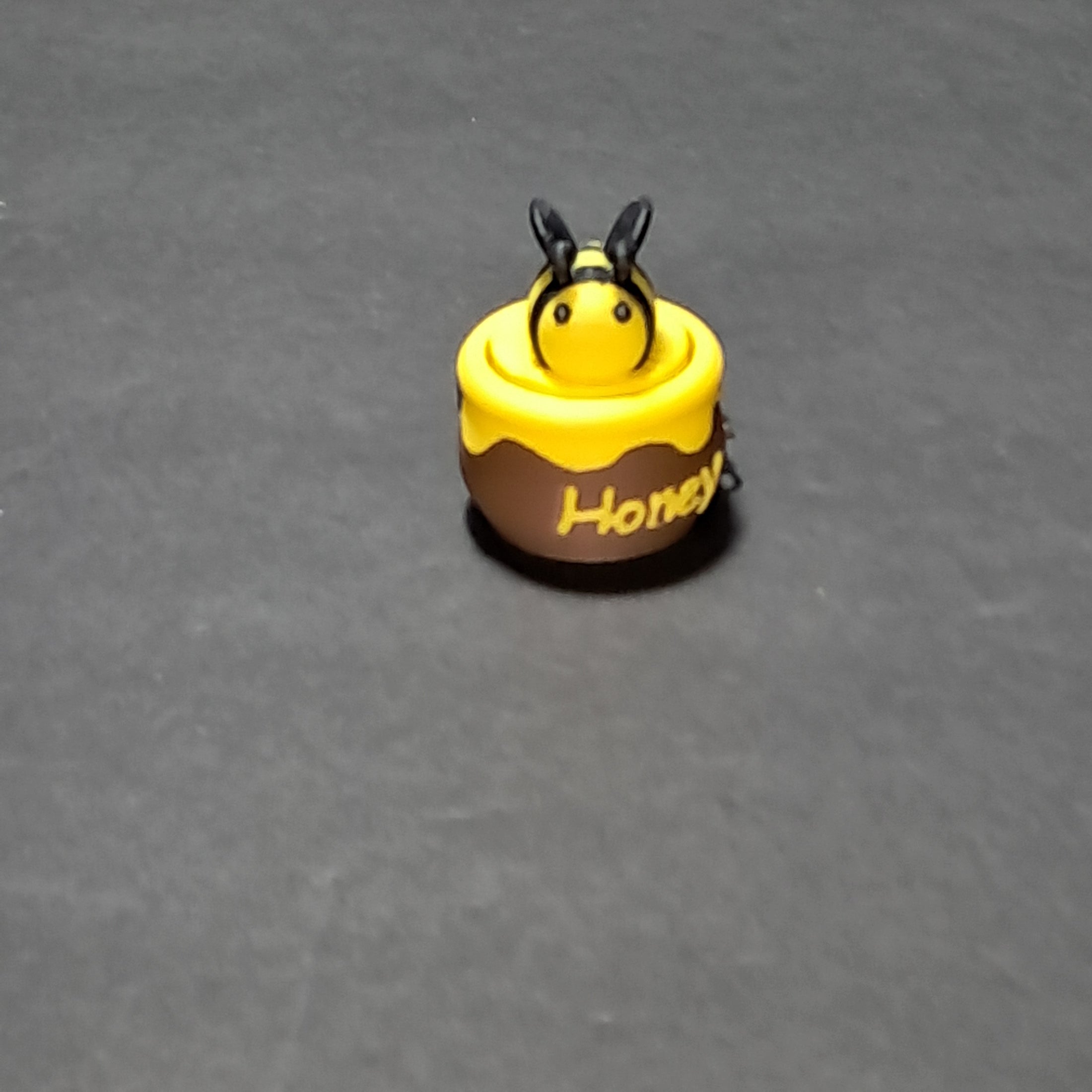 3D Printed Bee in a Honey Pot Fidget Clicker Keychain