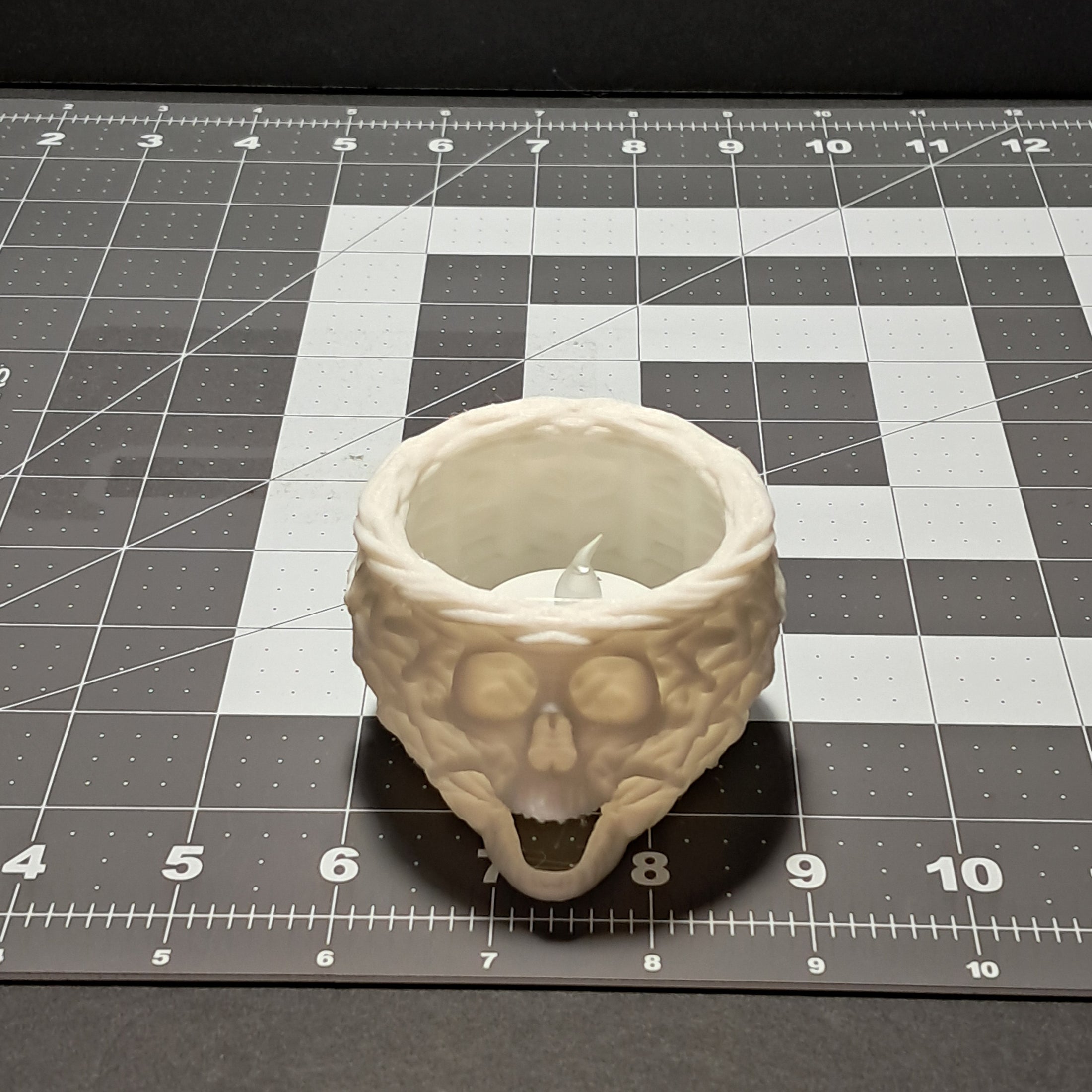 3D Printed Weave Textured Skull Flameless Tealight Holder