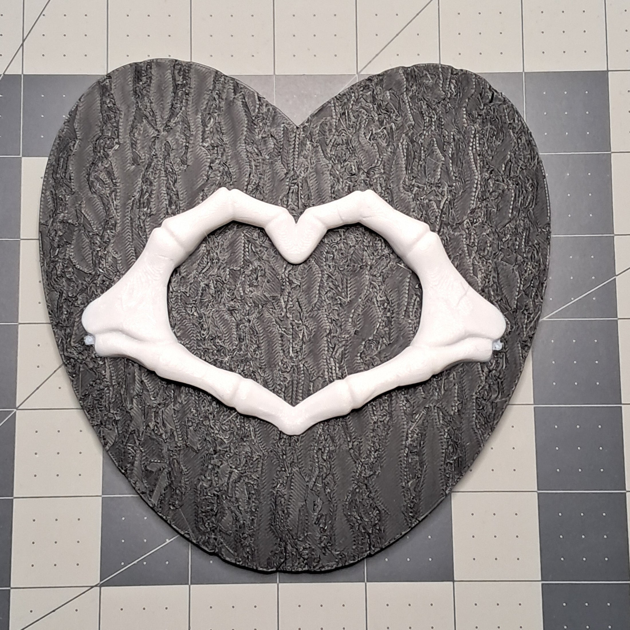 3D Printed Bone Heart Plaque