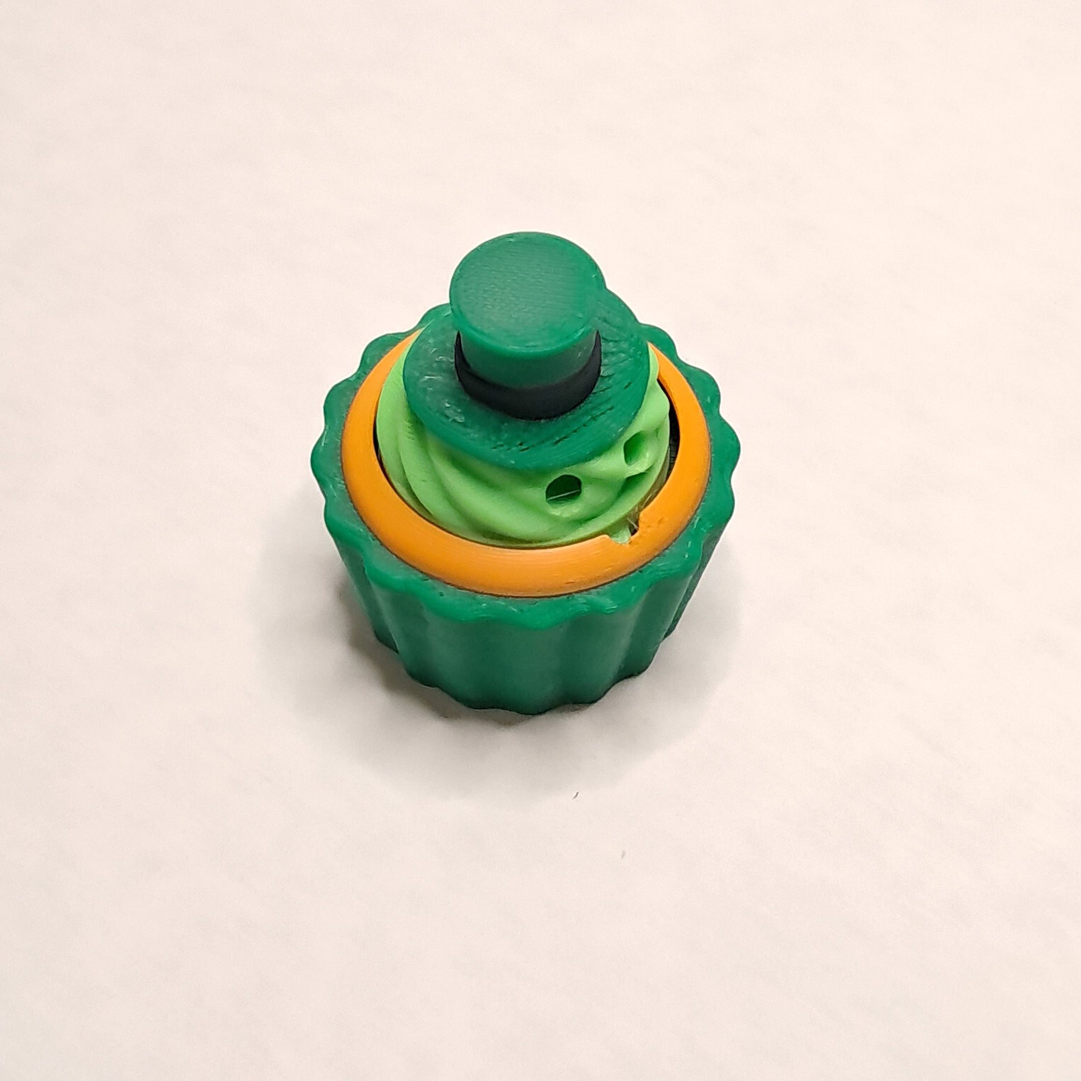 3D Printed St Patrick's Day Cupcake Fidget Clicker Keychain