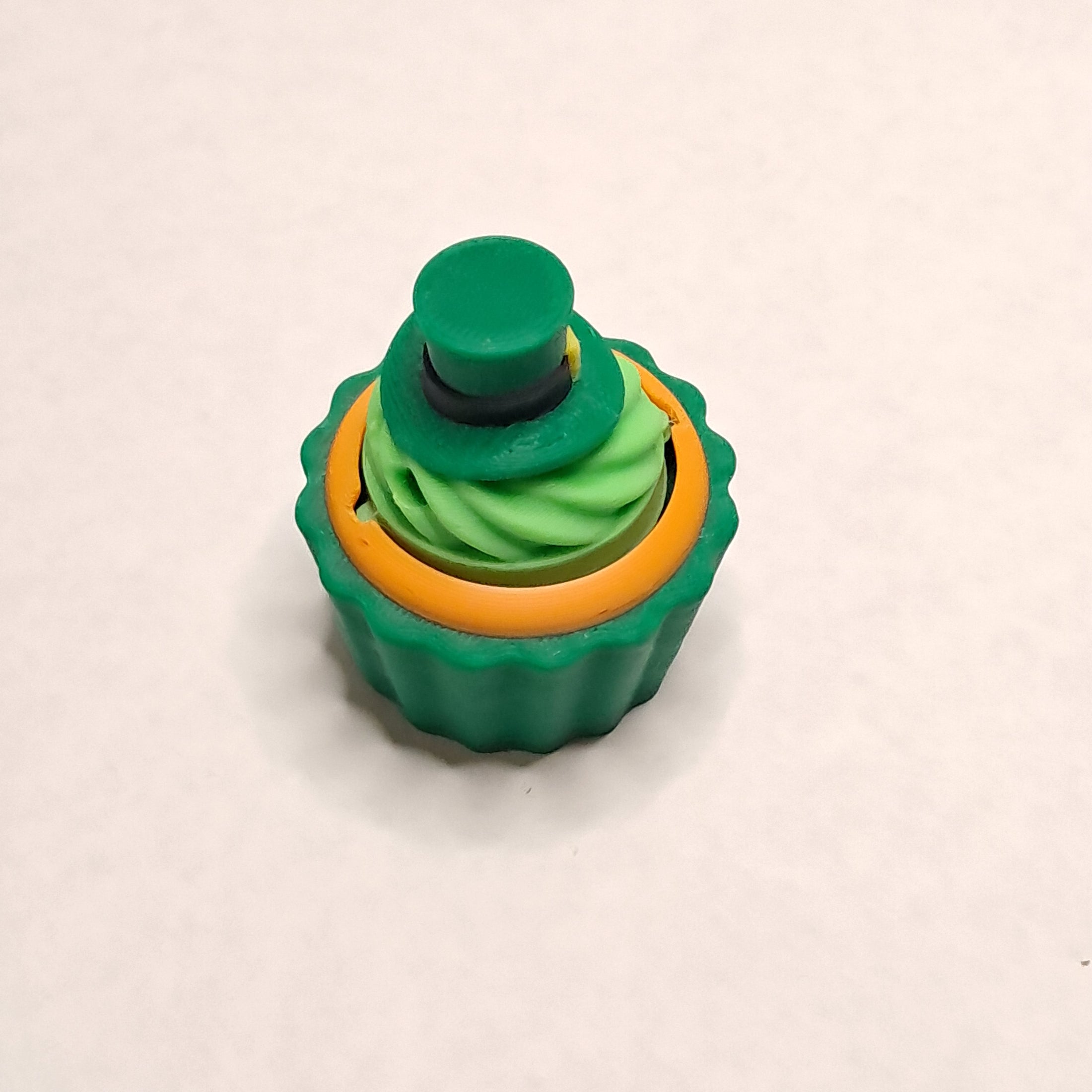3D Printed St Patrick's Day Cupcake Fidget Clicker Keychain