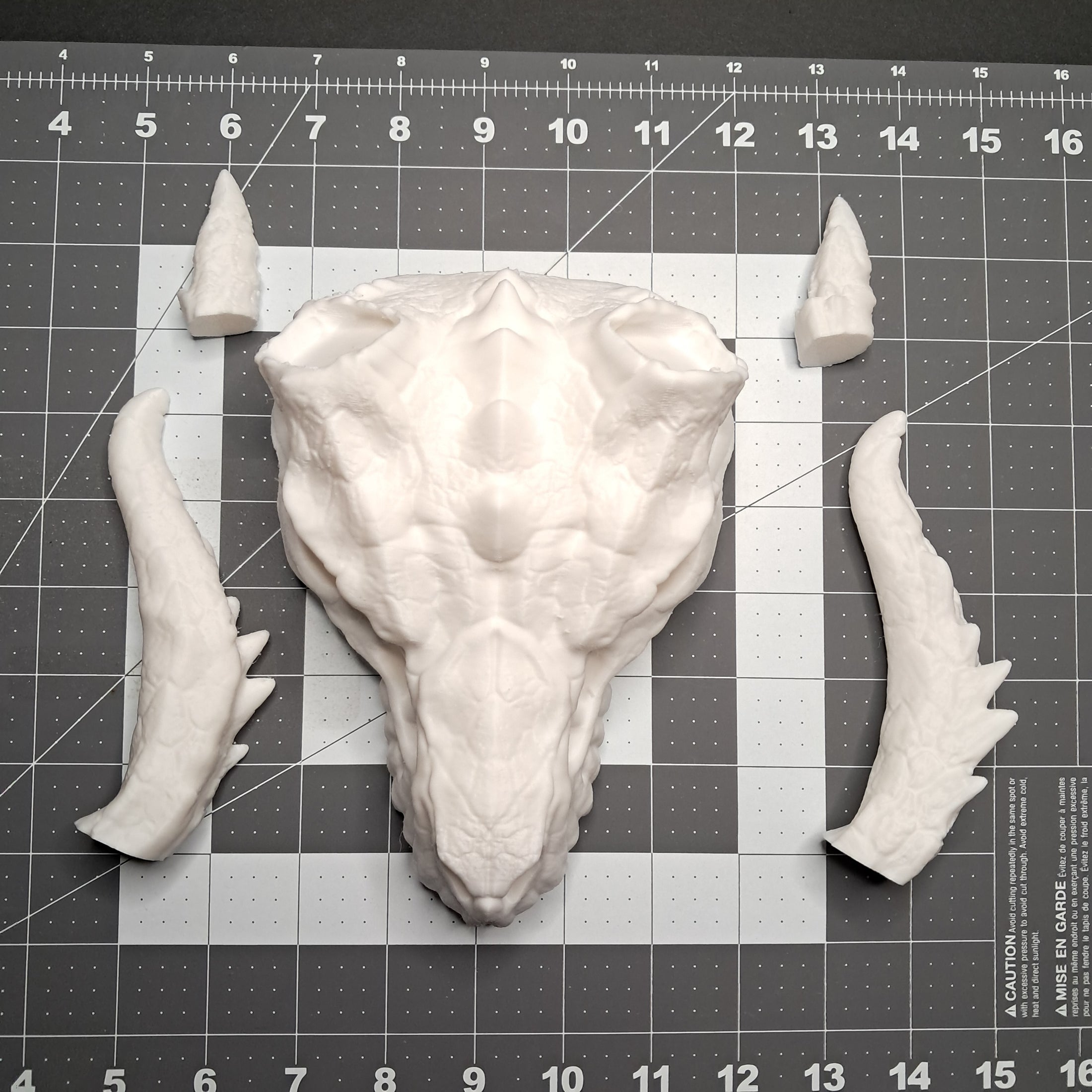3D Printed Dragon Skull Pauldron