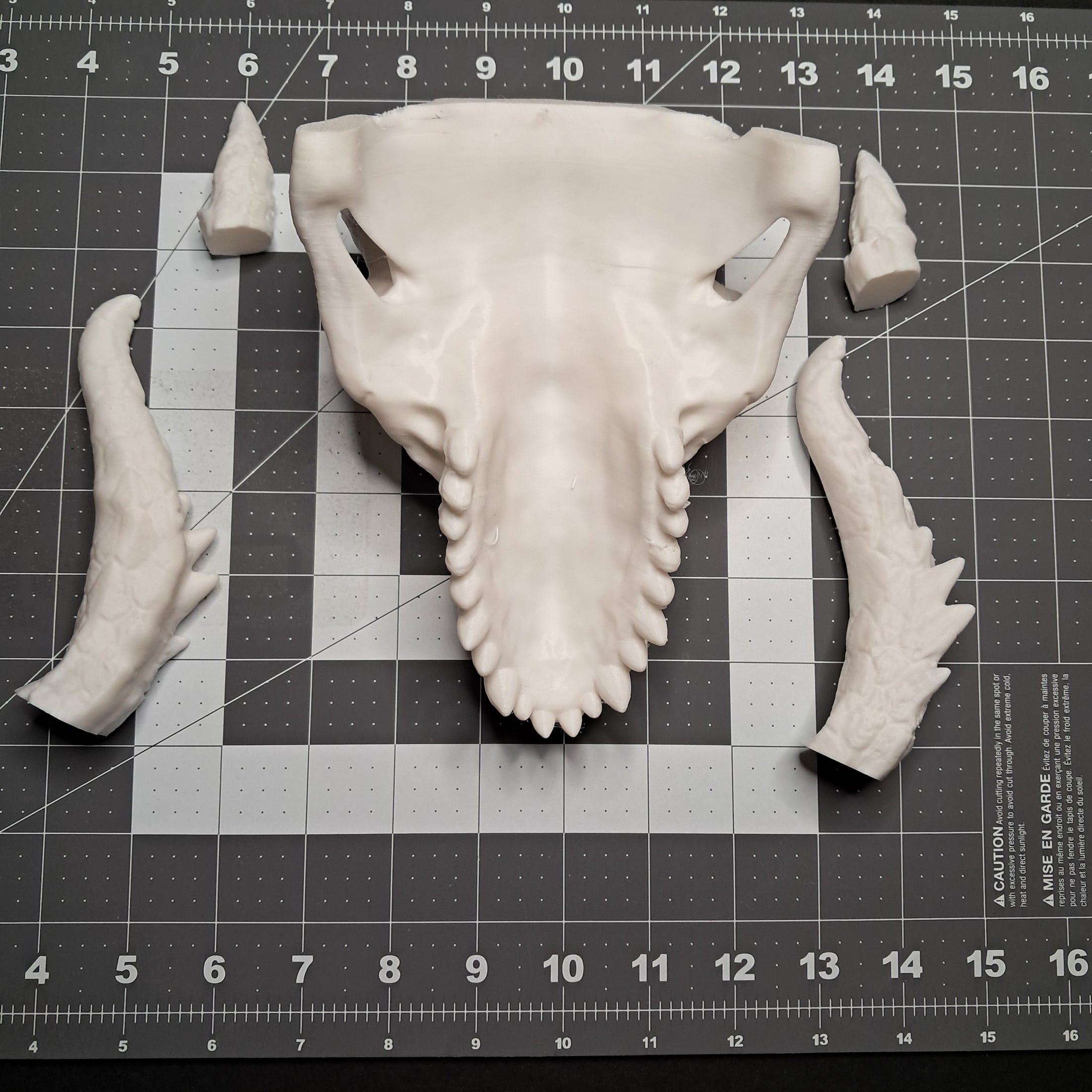 3D Printed Dragon Skull Pauldron