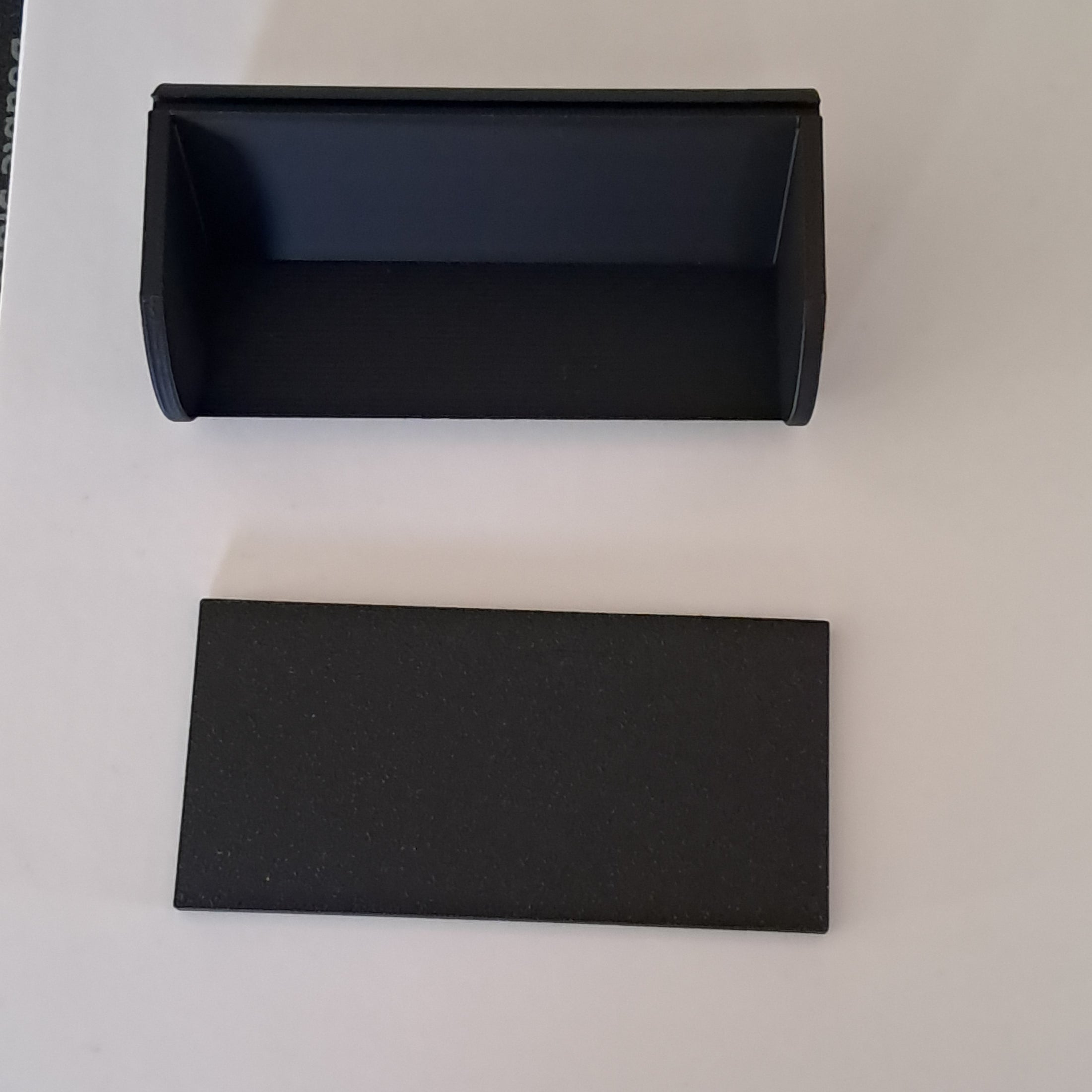 3D Printed Customizable Business Card Holder