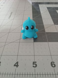 Load image into Gallery viewer, 3D Printed Crochet Squirtle Keychain
