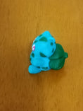 Load image into Gallery viewer, 3D Printed Crochet Bulbasaur Keychain
