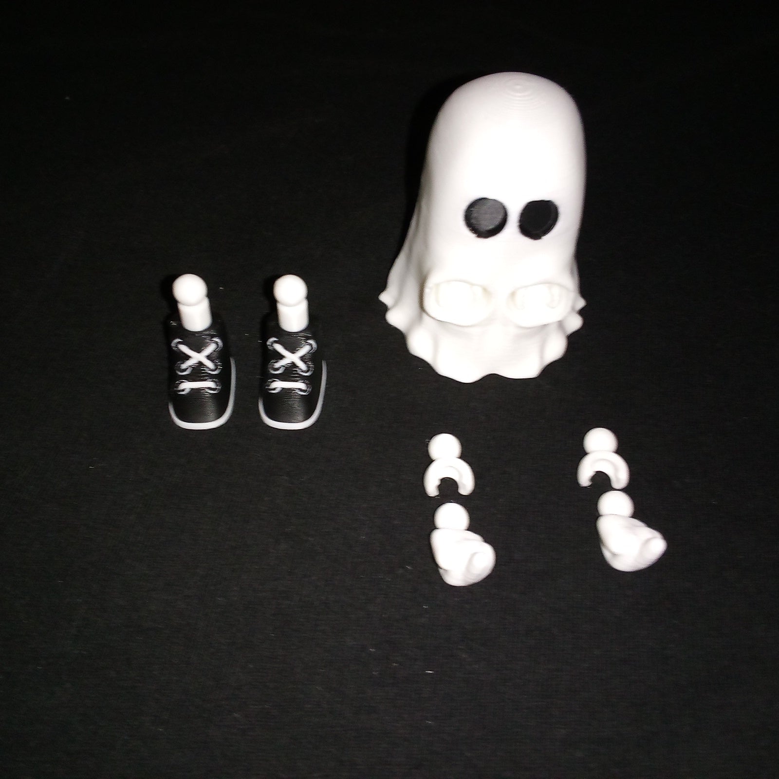 3D Printed Dummy Ghost Middle Finger