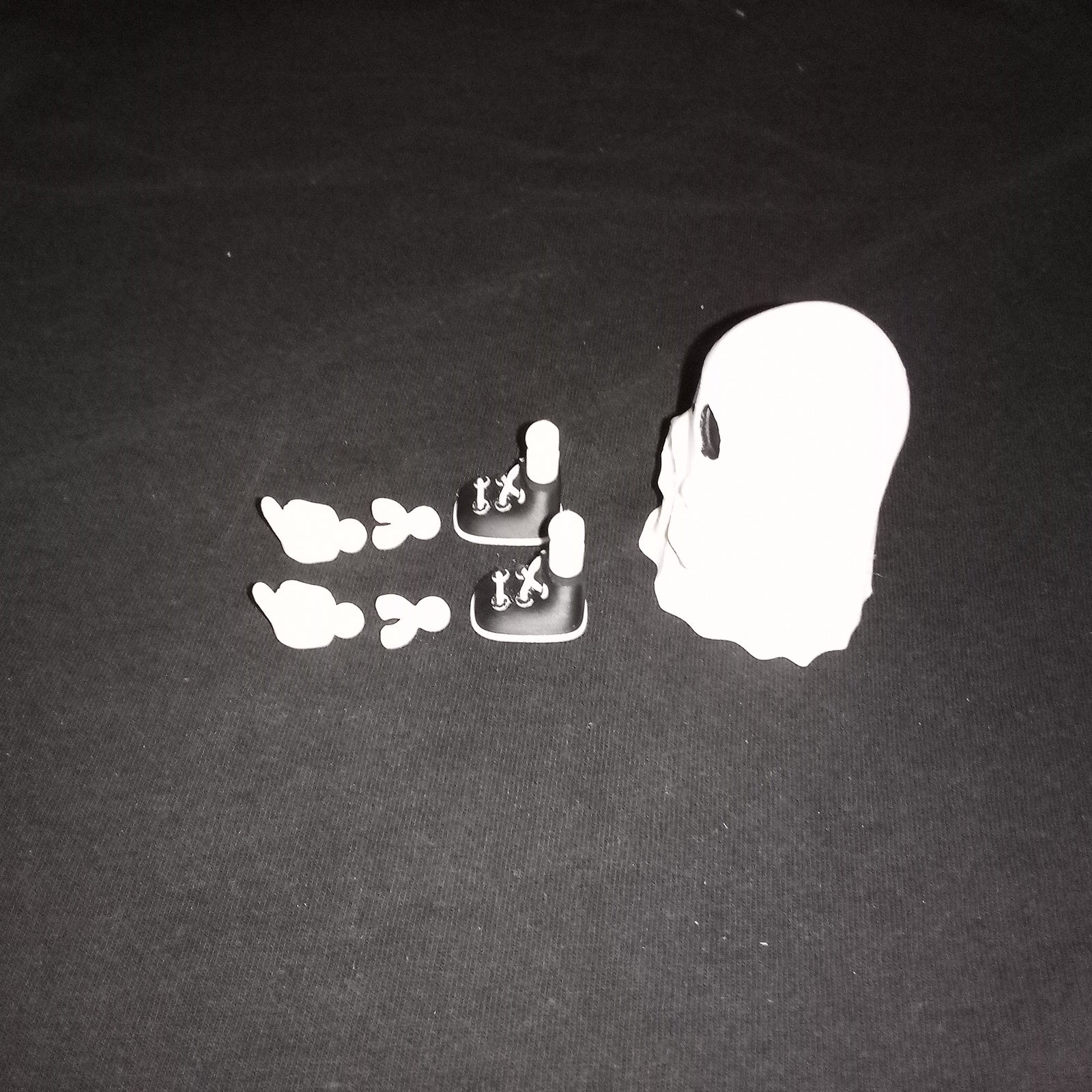 3D Printed Dummy Ghost Middle Finger