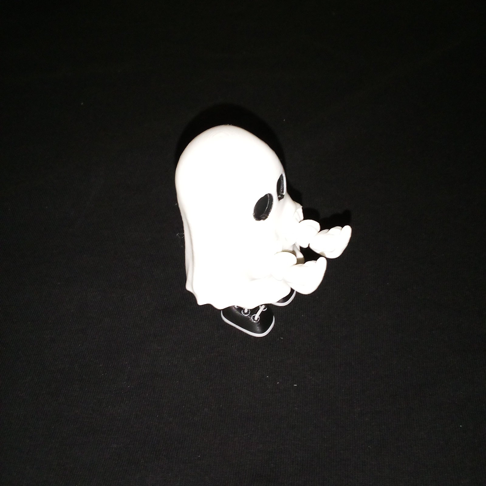 3D Printed Dummy Ghost Middle Finger