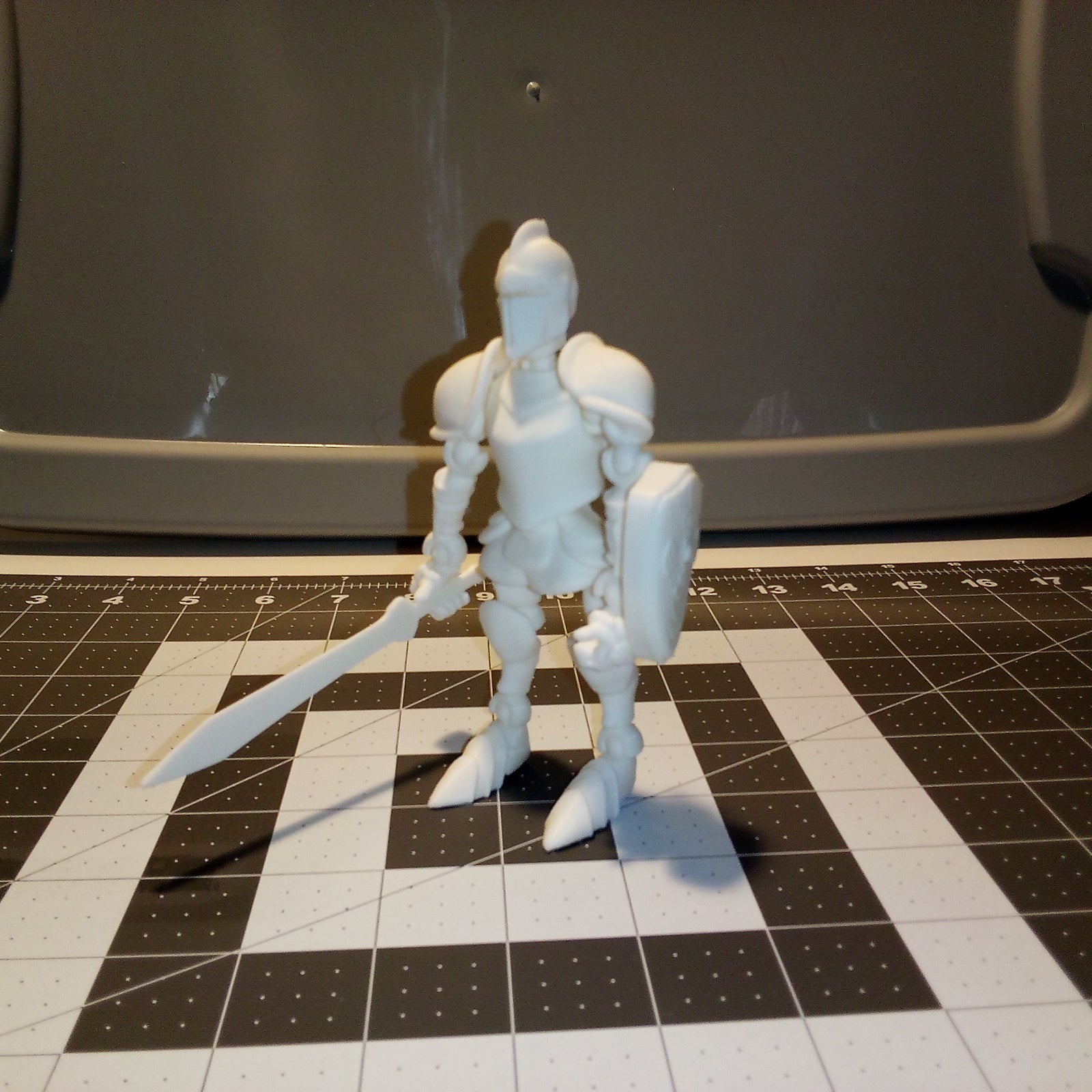 3D Printed Articulated Posable Dummy Knight