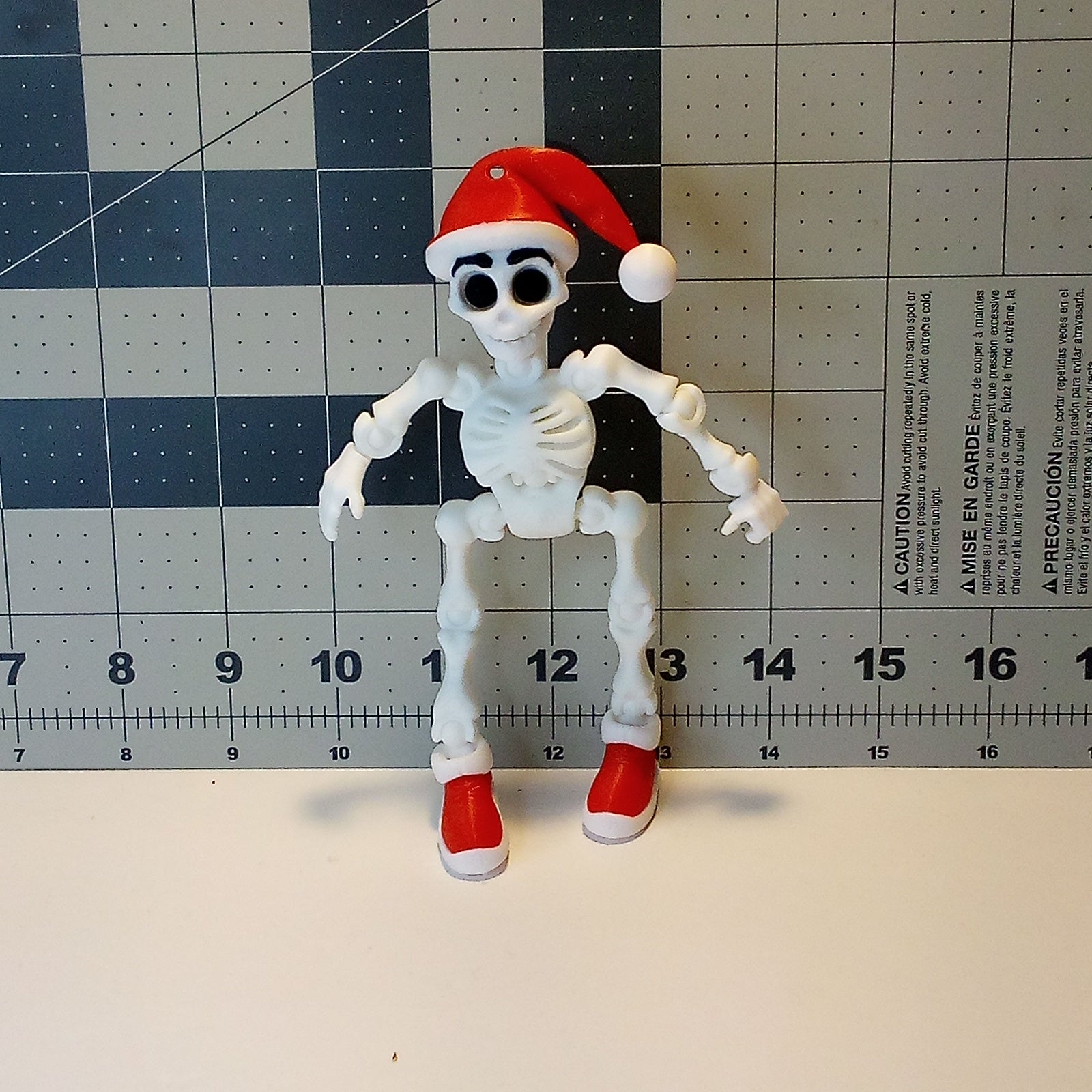 3D Printed Posable Skeleton Santa Ornament