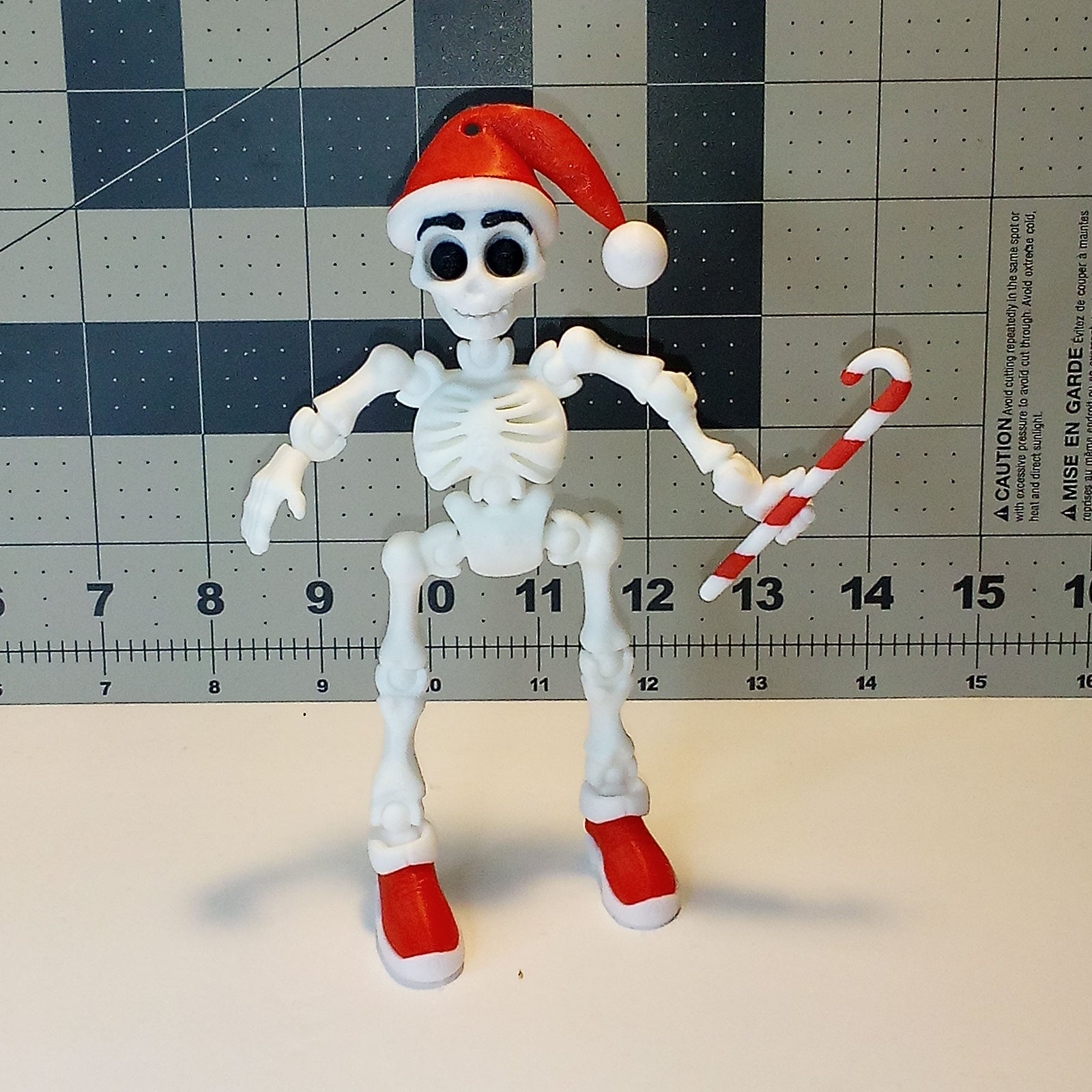 3D Printed Posable Skeleton Santa Ornament