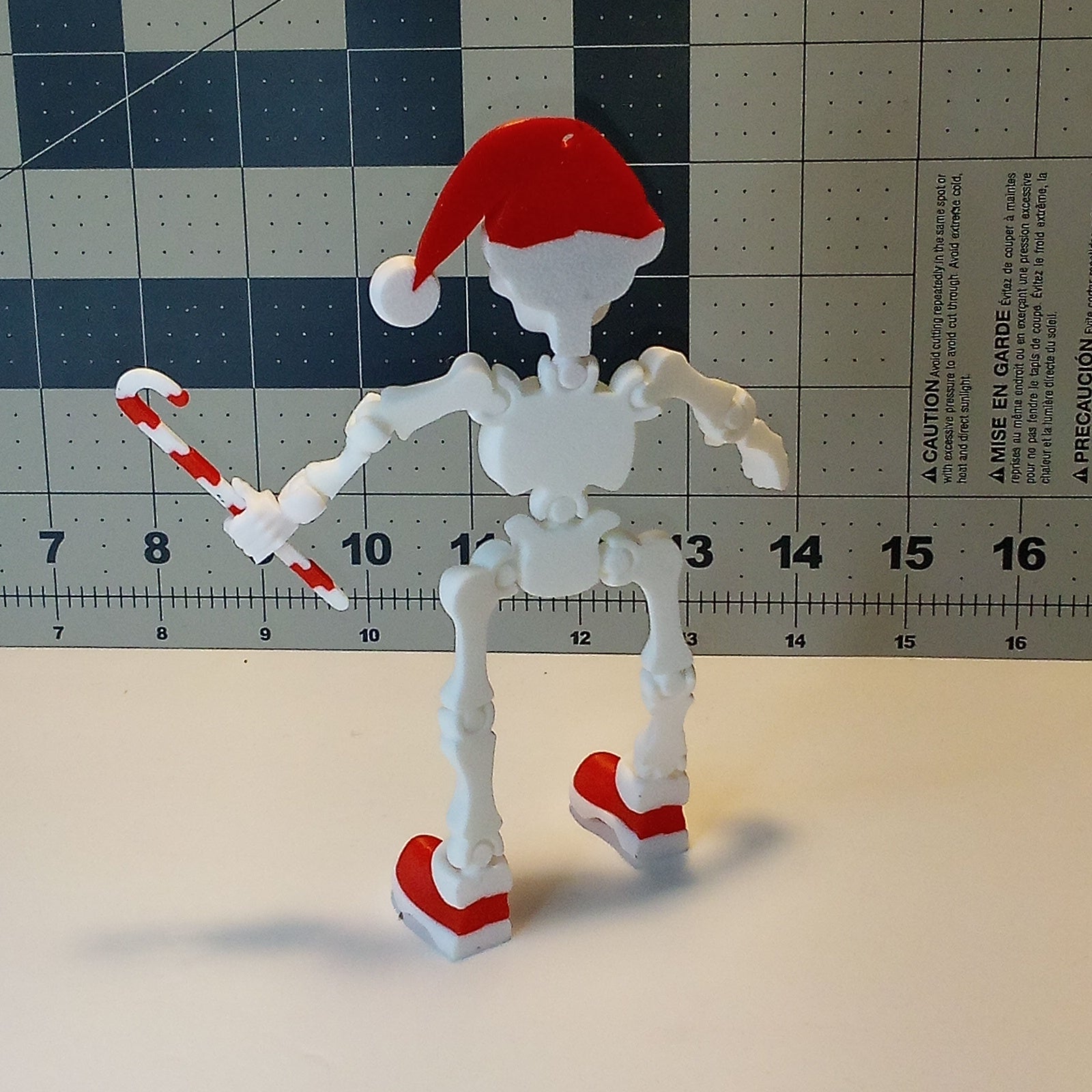 3D Printed Posable Skeleton Santa Ornament