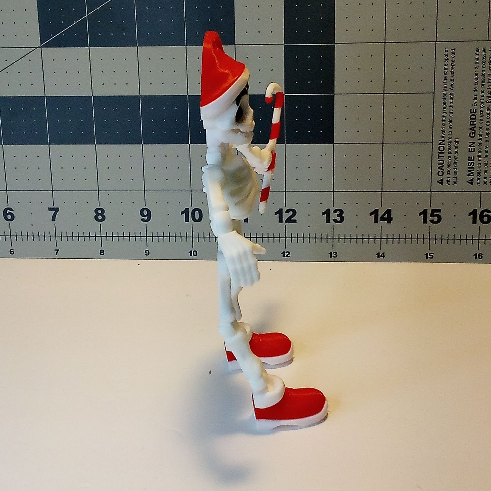 3D Printed Posable Skeleton Santa Ornament